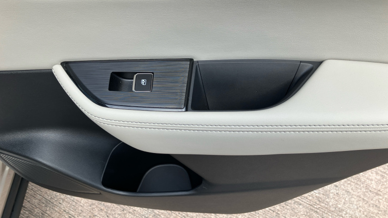 Nissan X-Trail 1.5 E-Power E-4orce 213 Tekna 5dr Auto Hybrid Station Wagon